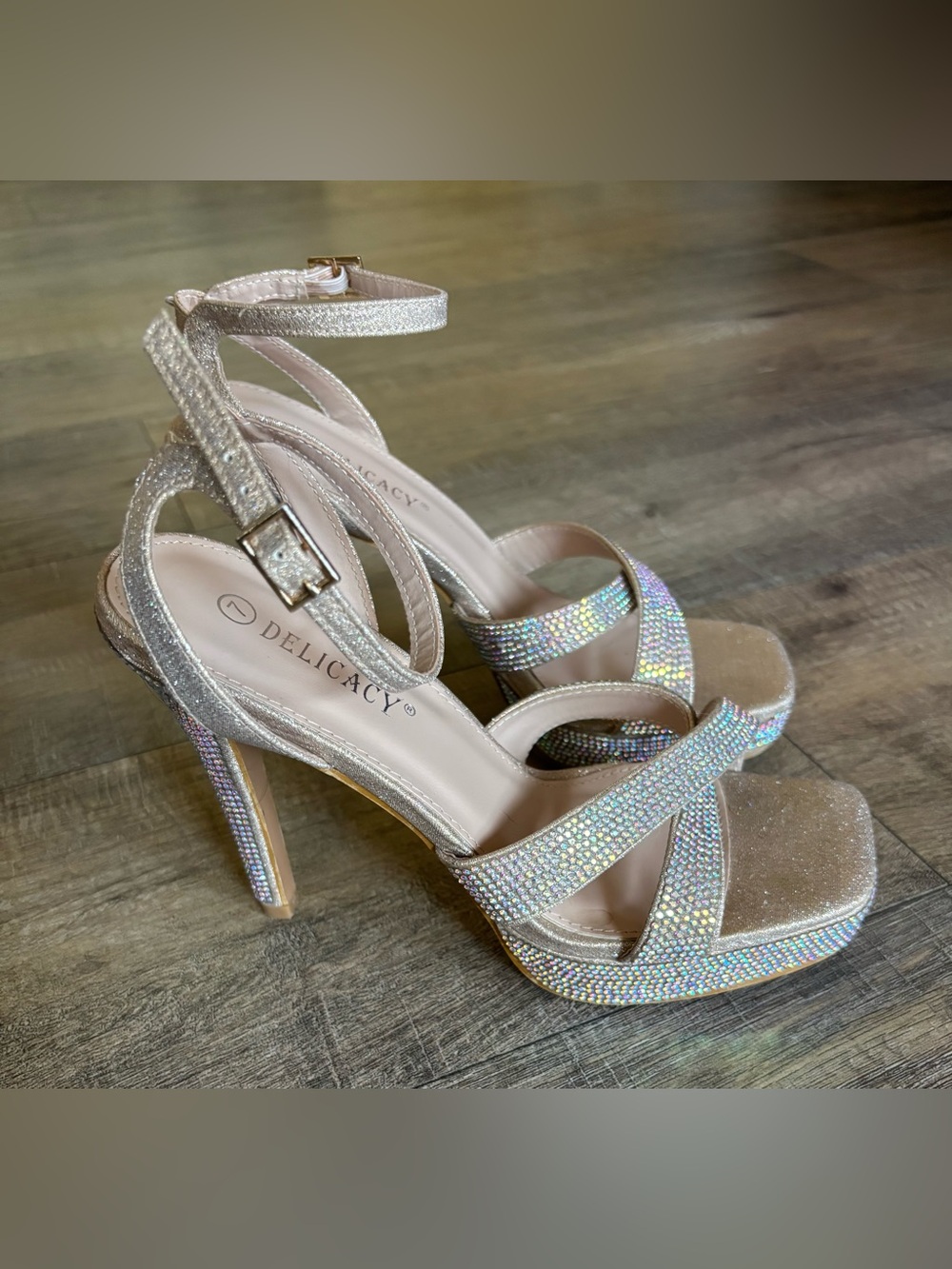 Delicacy women’s size 7 champagne all-over rhinestone ankle strap platform heels